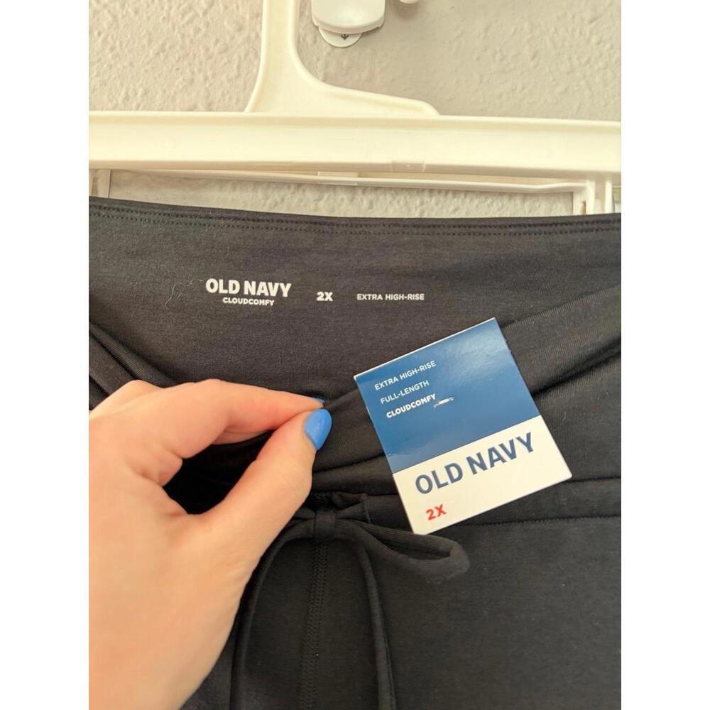 NWT Old Navy Cloudcomfy pants size 2X. Extra High-Rise Full-Length. $35 retail - Picture 2 of 4